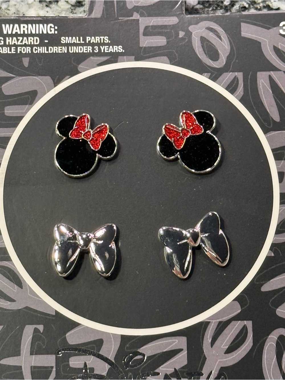 Disney Minnie Earrings set bow